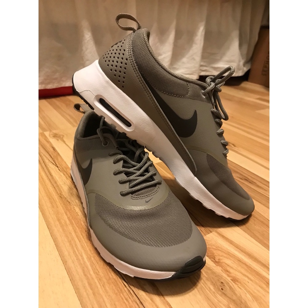 Nike WMNS Air Max Thea (AUTHENTIC)